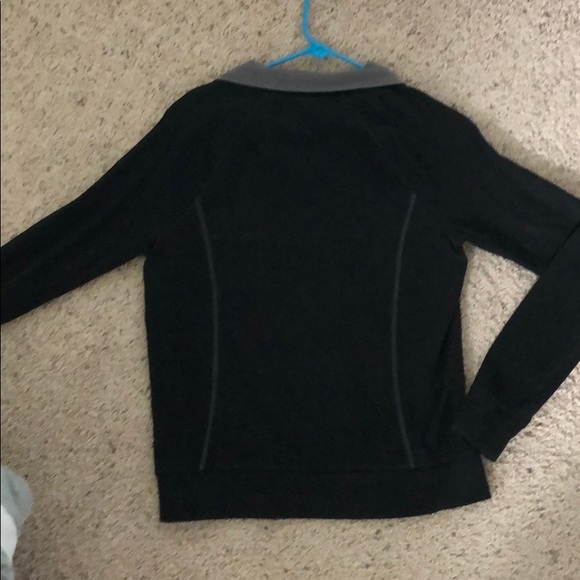 VS Pink Quarter Zip - Picture 3 of 3